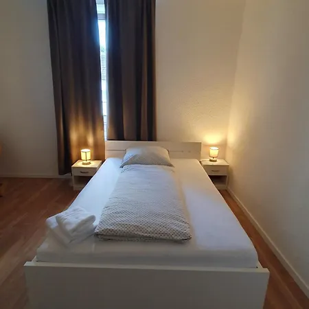 Zentrales, Charmantes Direkt An Der Universitaetsklinik